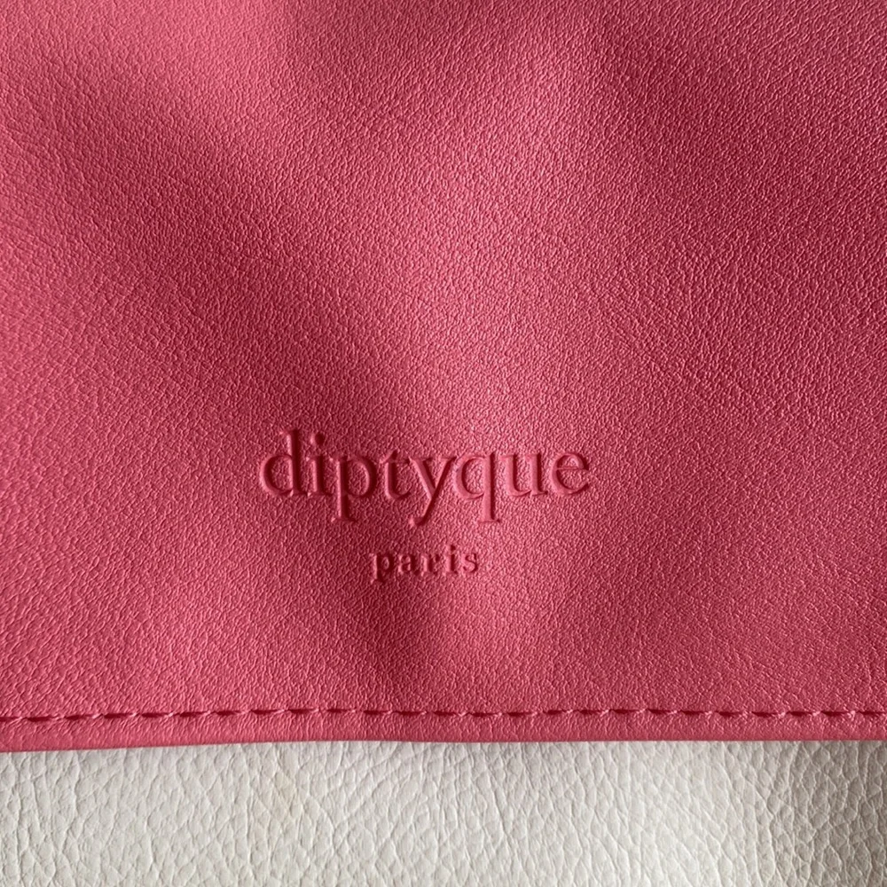 Diptyque Paris Airways Breast Cancer Makeup/Toiletry Bag - Picture 2 of 9